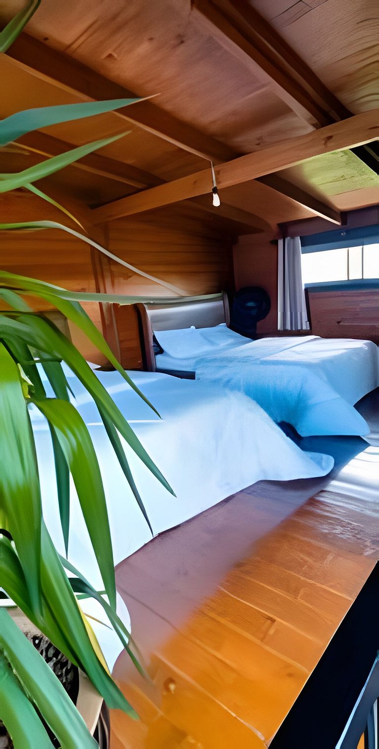 Chalé com piscina, banheira e sala de jogos na Serra